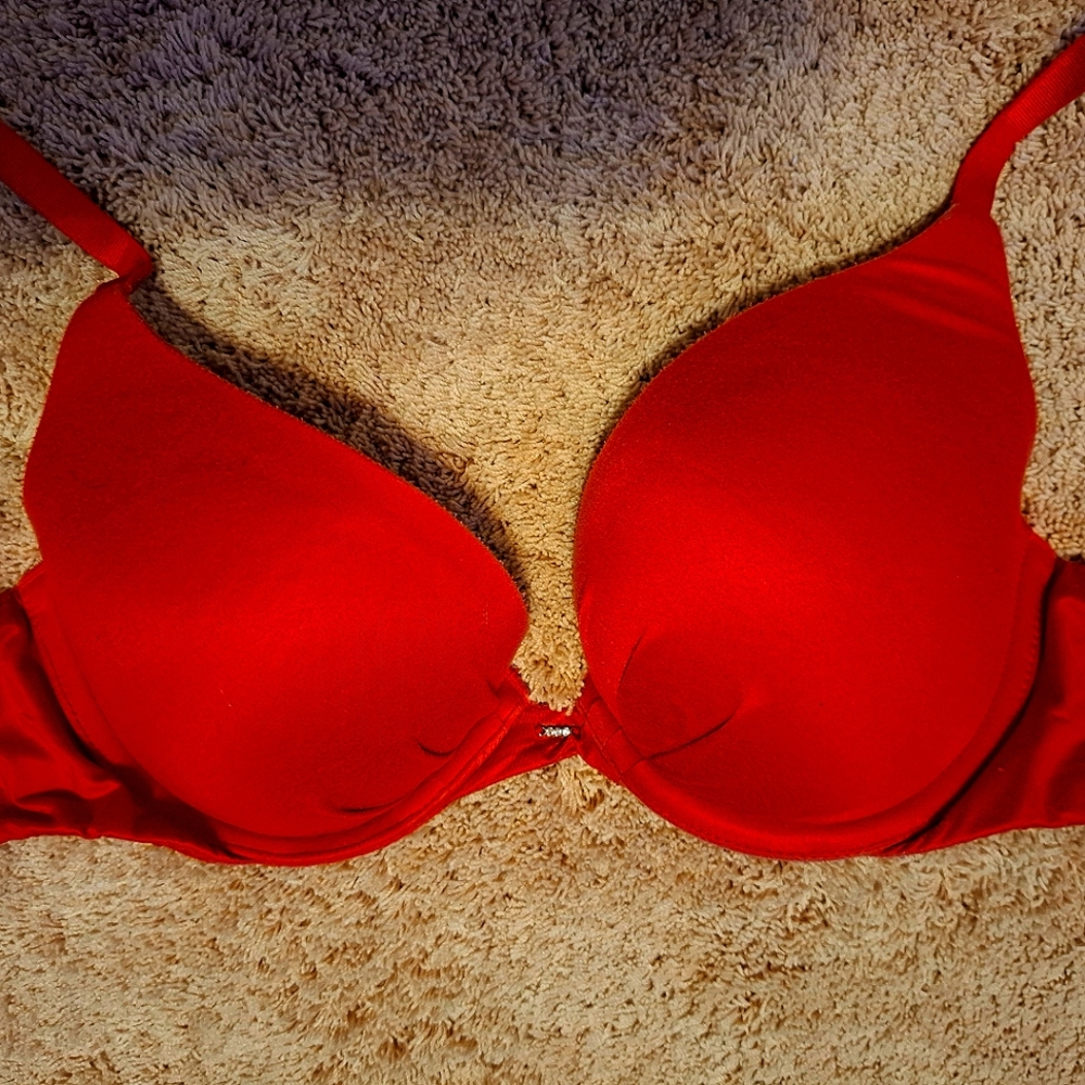 💋Victoria's Secret Red Plunge Pushup Underwire Bra Rhinestones Crystals